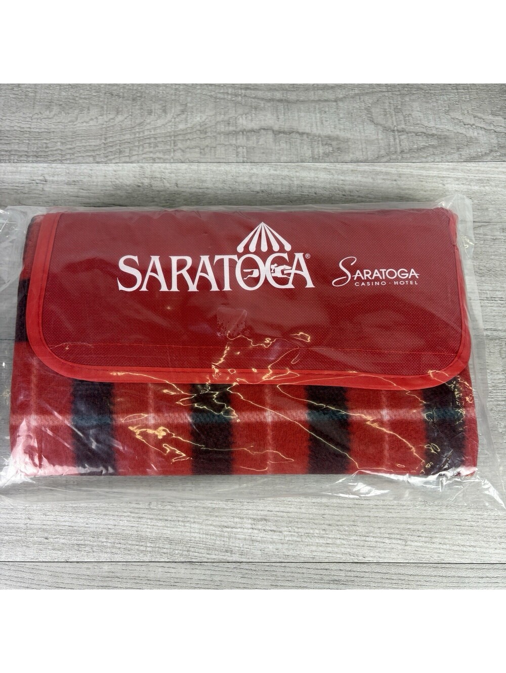 Saratoga Casino Hotel Foldable Buffalo Plaid Picnic Blanket 52x47 Travel New